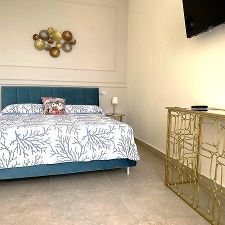 Chiostro San Francesco - Casa Di Ospitalita Religiosa Bed & Breakfast Napoli Eksteriør bilde