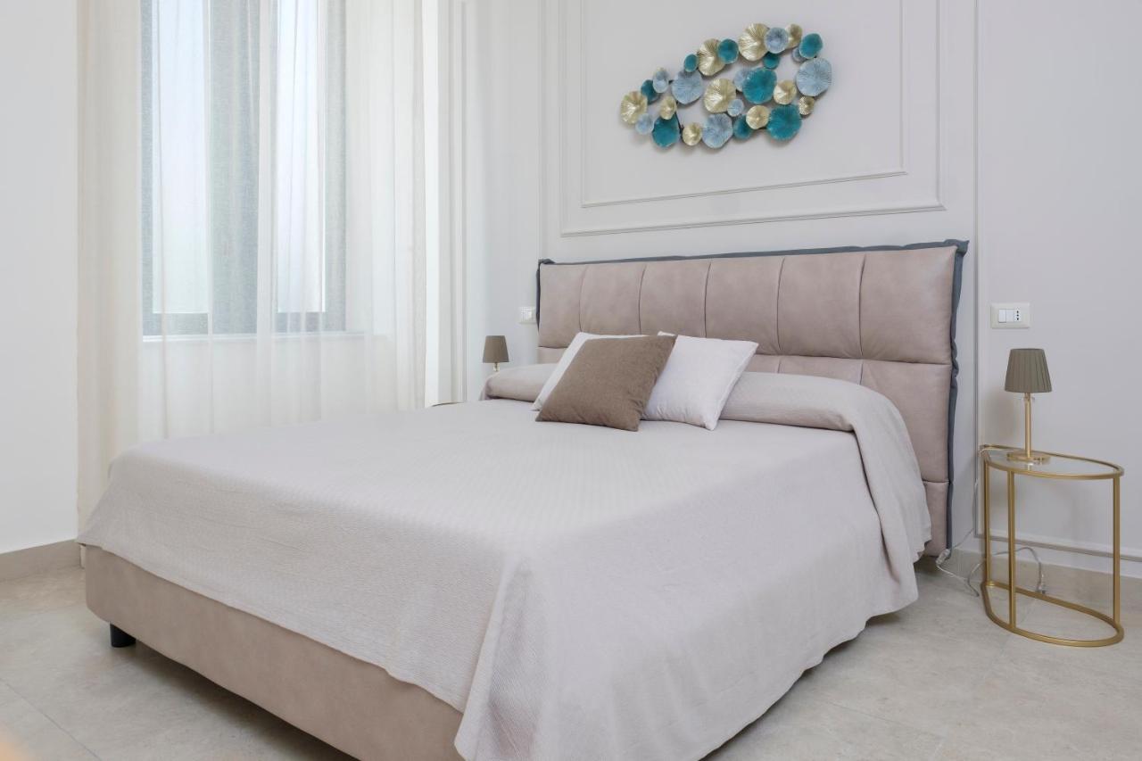 Chiostro San Francesco - Casa Di Ospitalita Religiosa Bed & Breakfast Napoli Eksteriør bilde