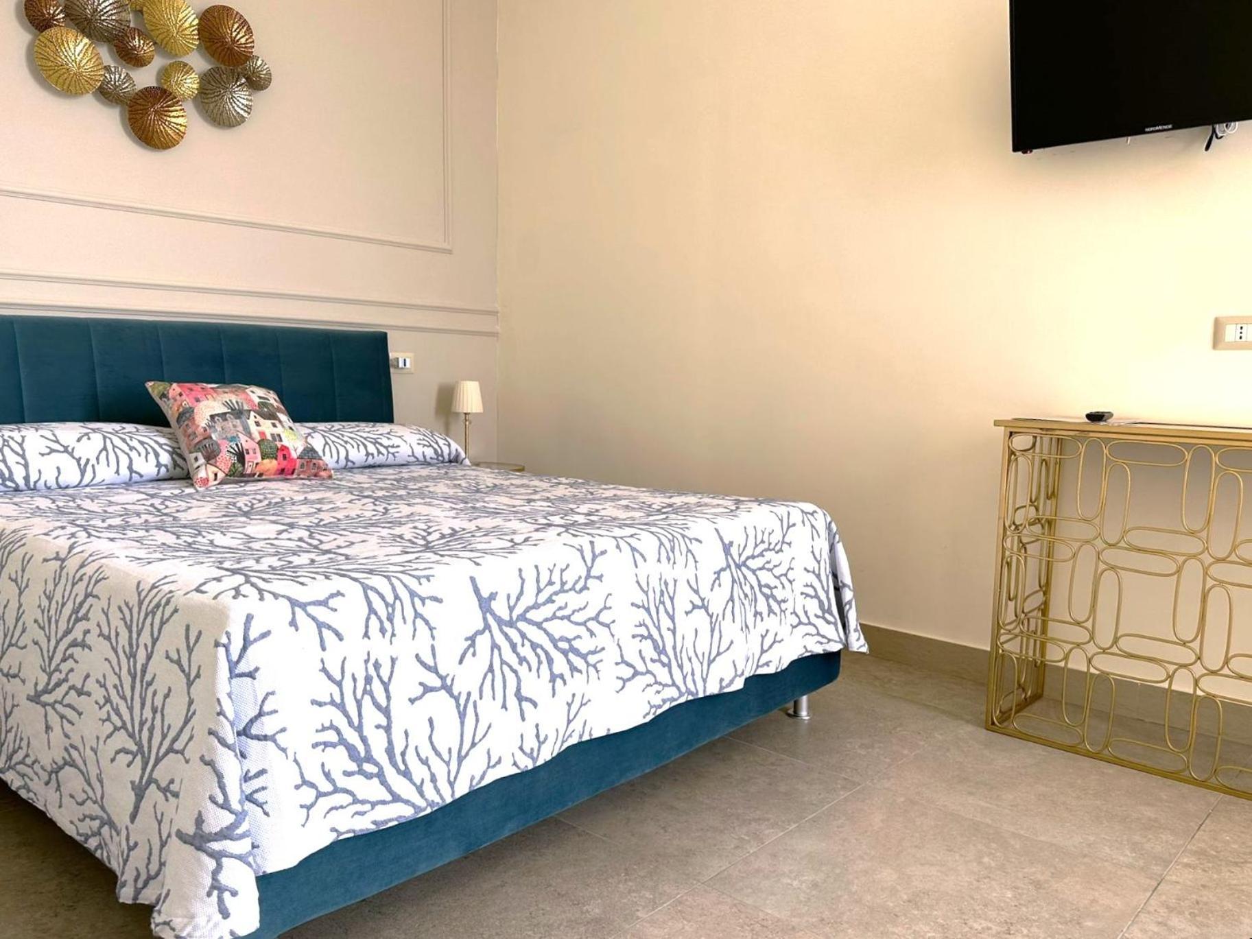 Chiostro San Francesco - Casa Di Ospitalita Religiosa Bed & Breakfast Napoli Eksteriør bilde